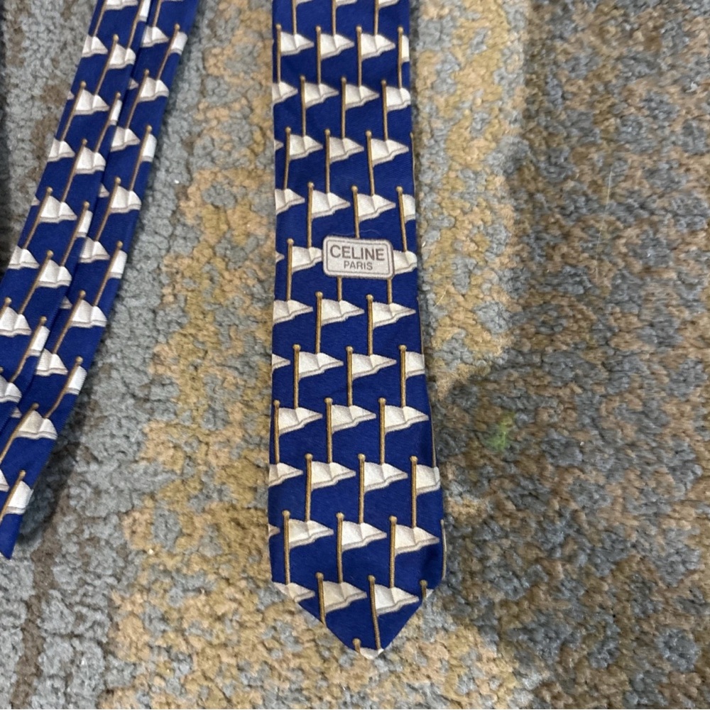 Celine Paris Silk Tie Made in Spain, Cream Waving Flags Necktie Vintage Luxury - Picture 3 of 7
